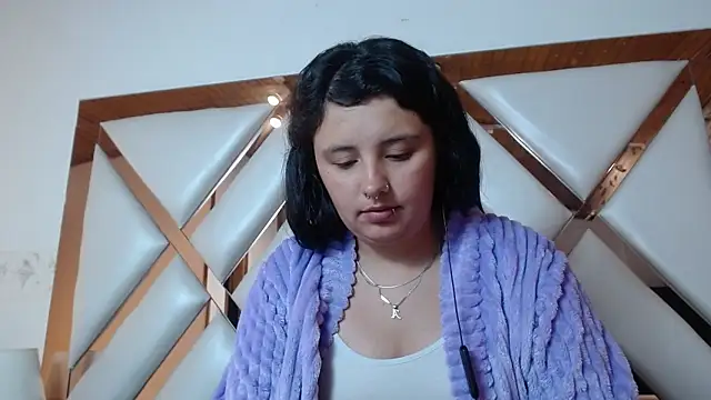 nathaly_low1's cam snapshot