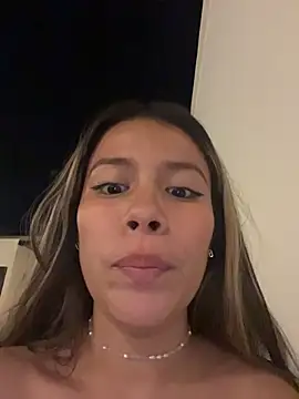 EMILIIA_RICHTER__'s cam snapshot