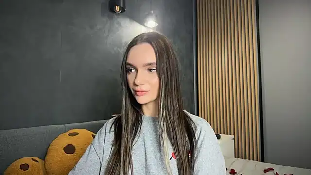 litlle_angelll's cam snapshot