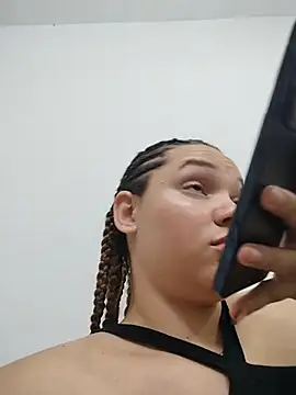 SirenRouge_69's cam snapshot