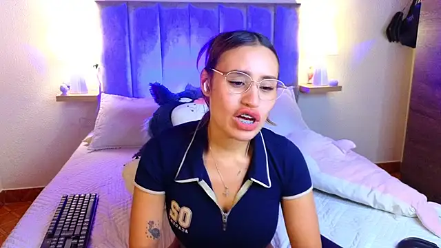 juliana-mancini's cam snapshot