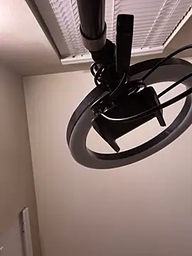 Angeliccreamyrican's cam snapshot