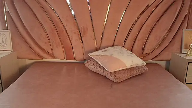 Emilia_Bons's cam snapshot