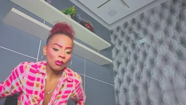 Hilary-banks's cam snapshot