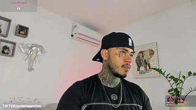 JordanSmiith_'s cam snapshot