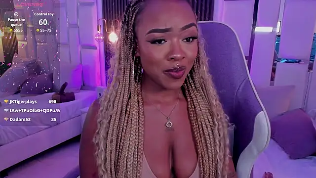 mia_schwarz's cam snapshot