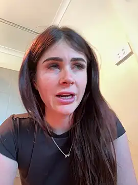 aus_queen's cam snapshot