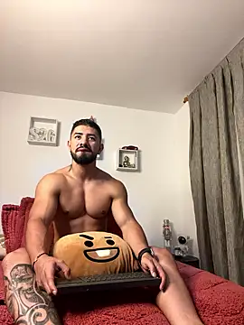 Ezzio_Scolaro's cam snapshot