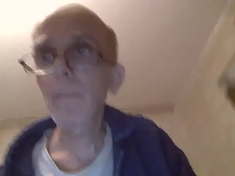 mariusica1@xh live sex cam