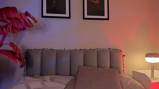 Violetta_Nur's cam snapshot