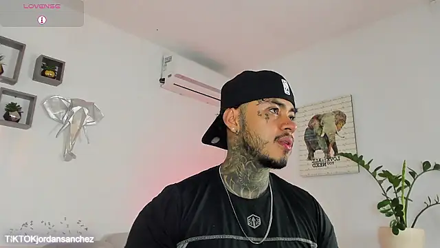 JordanSmiith_'s cam snapshot