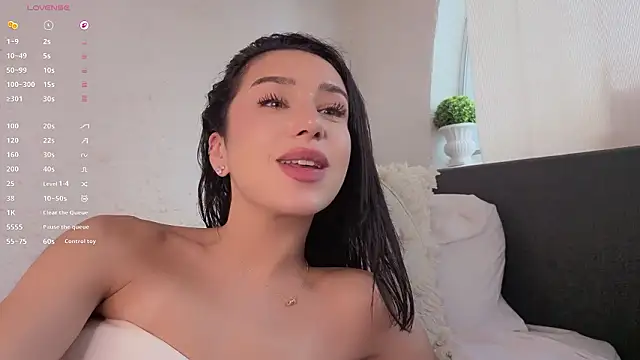 ShyColette live sex cam