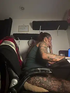 Cafeziitha02 live sex cam