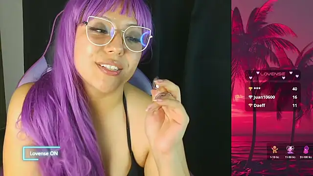 PurpleHaze17 live sex cam