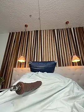 valerie_lya's cam snapshot