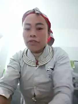 CoMay003's cam snapshot