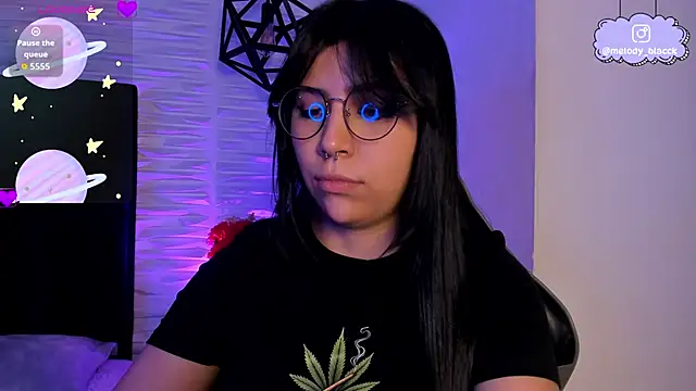 Melody_Black_'s cam snapshot