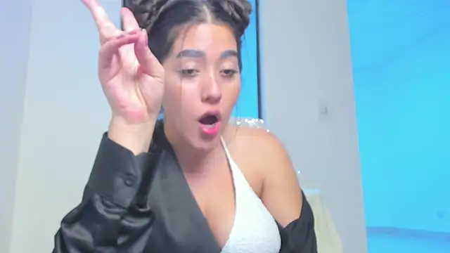 Nhefertary's cam snapshot