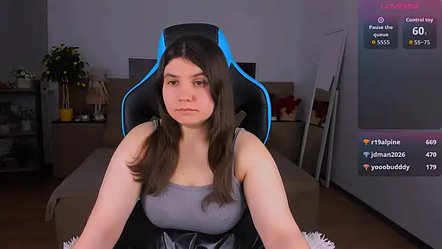 Viola__Shy's cam snapshot