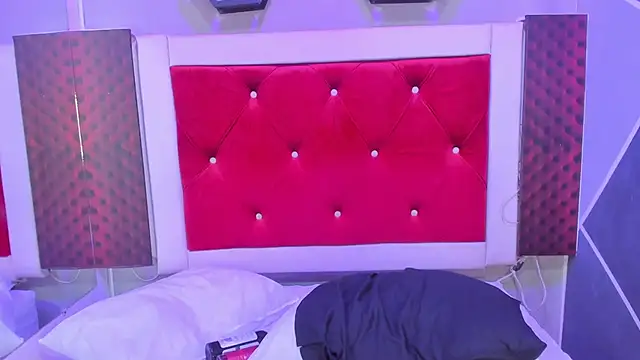 VictoriaDuart's cam snapshot