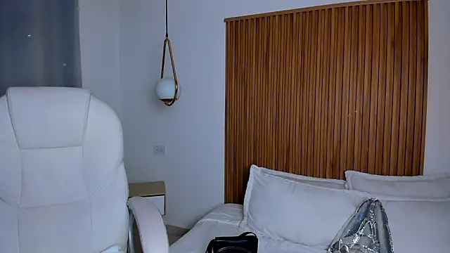 Alaska_deluxe's cam snapshot