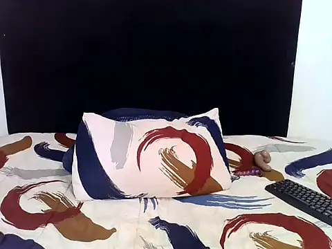 RayaBae's cam snapshot