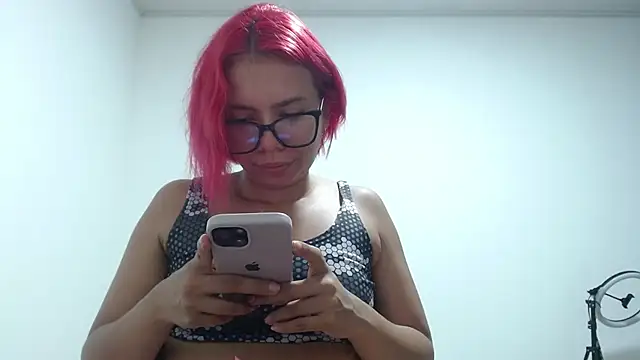 firer-red69's cam snapshot