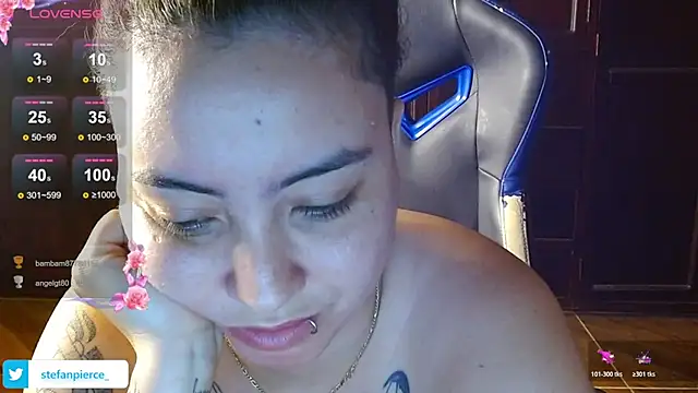 jaydensalvatore_'s cam snapshot