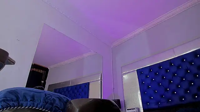 Eyleen_Santos live sex cam