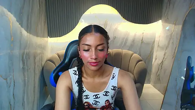 katty_berry_r's cam snapshot