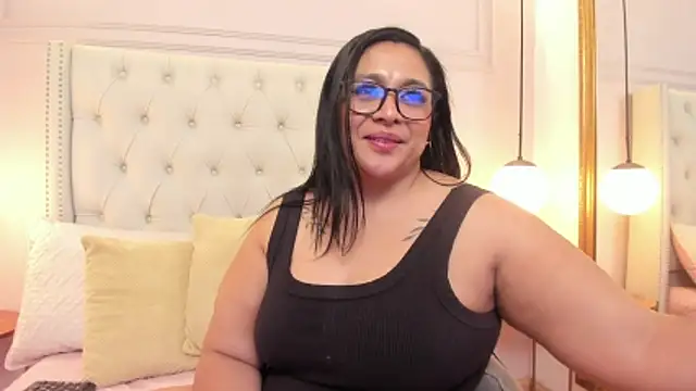 ViickyLee's cam snapshot