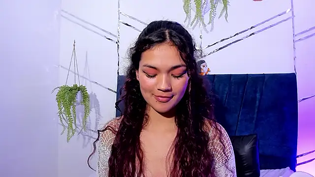 Camilla_Miller01's cam snapshot