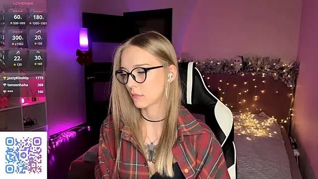 EvaPeace's cam snapshot