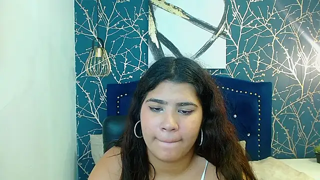 carolineeh_'s cam snapshot