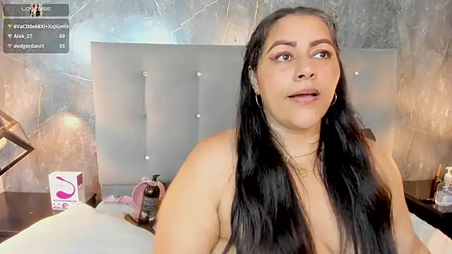 SexxyPamela's cam snapshot