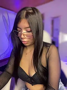 Maddy_Piink's cam snapshot