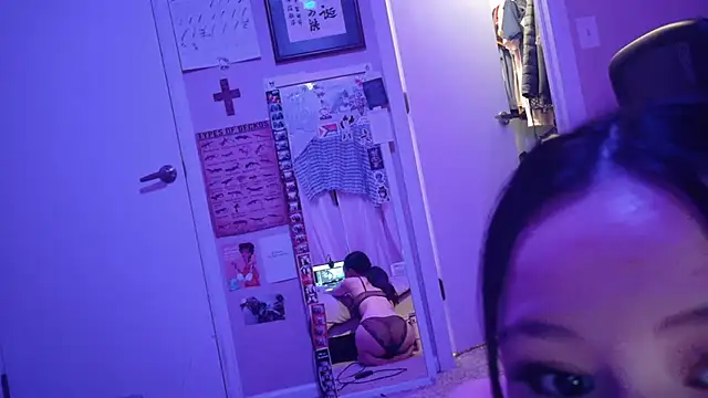 luvvivii live sex cam