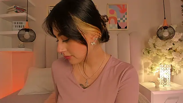 cute__cherry_'s cam snapshot