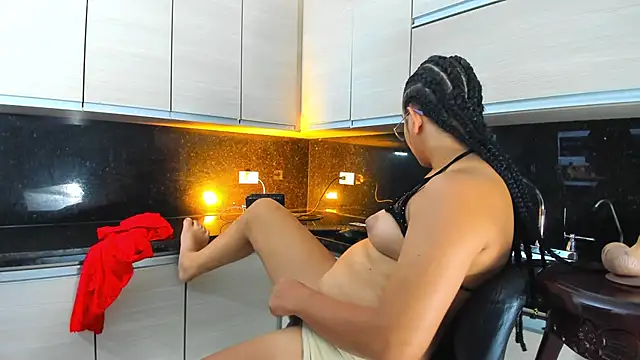 Gabrielahot75 live sex cam