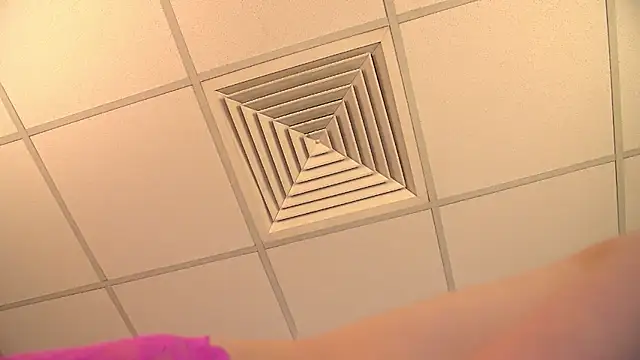 SeniGrandee's cam snapshot