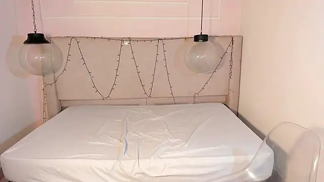 ZoeFox5's cam snapshot