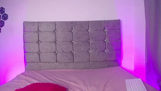 Valen_luxx's cam snapshot