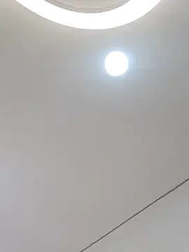 MiaKleinX's cam snapshot