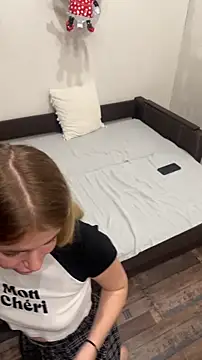 HarrietDart's cam snapshot