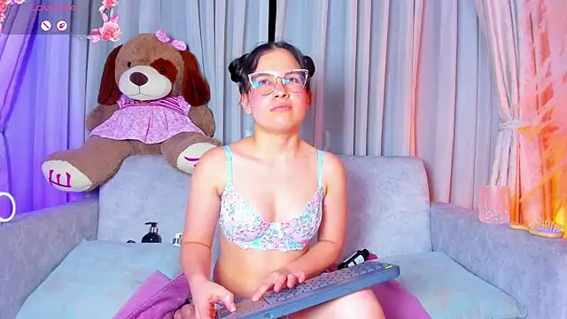 alejagarcia_'s cam snapshot