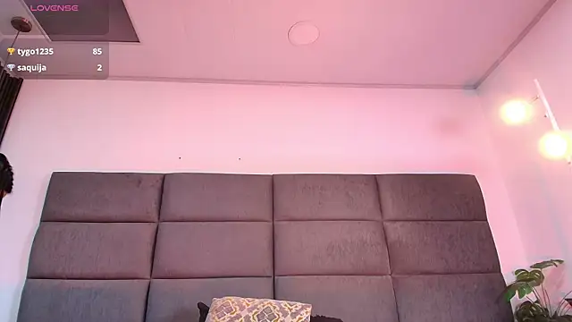 IsabellaWithe_27's cam snapshot