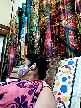 Ratna-777 live sex cam