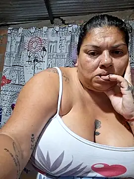 chubby_sexy_big_tits live sex cam