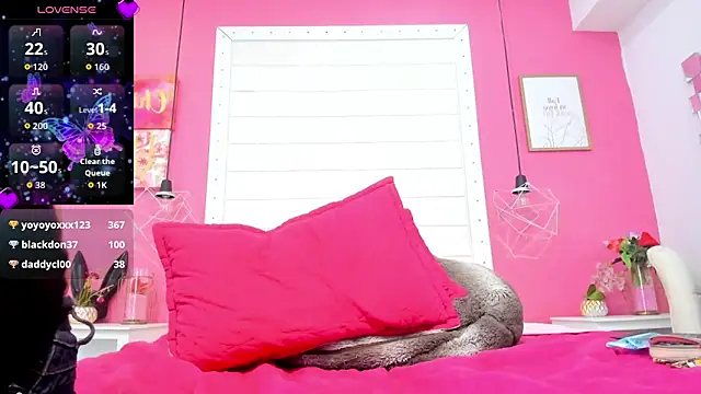 TransDoll09 live sex cam