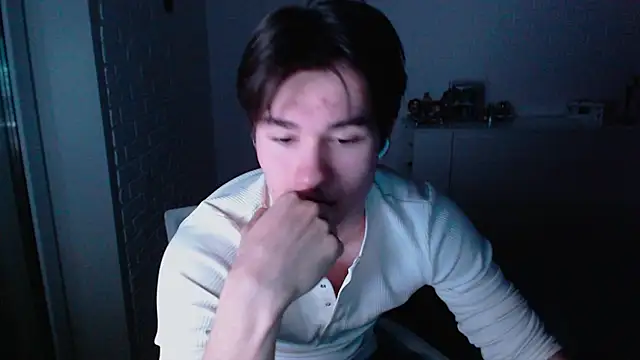 MarkusDean live sex cam